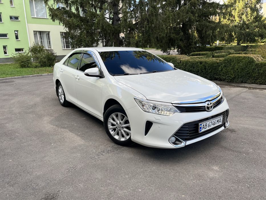 Toyota Camry 2017 офіційна