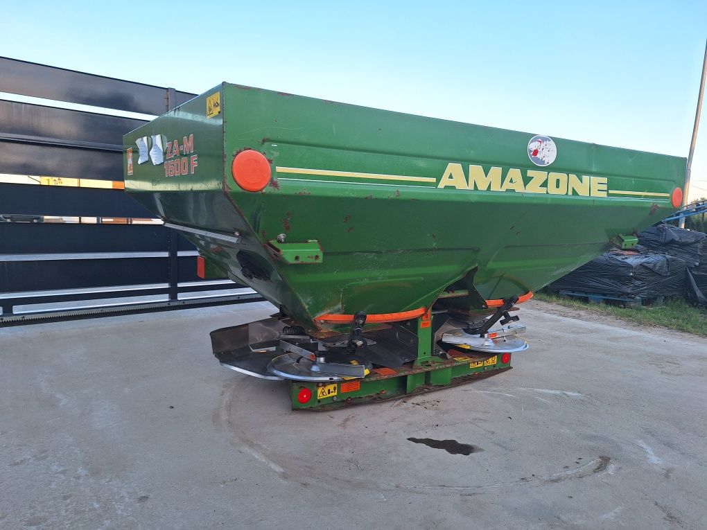 Rozsiewacz AMAZONE ZA-M 1500F