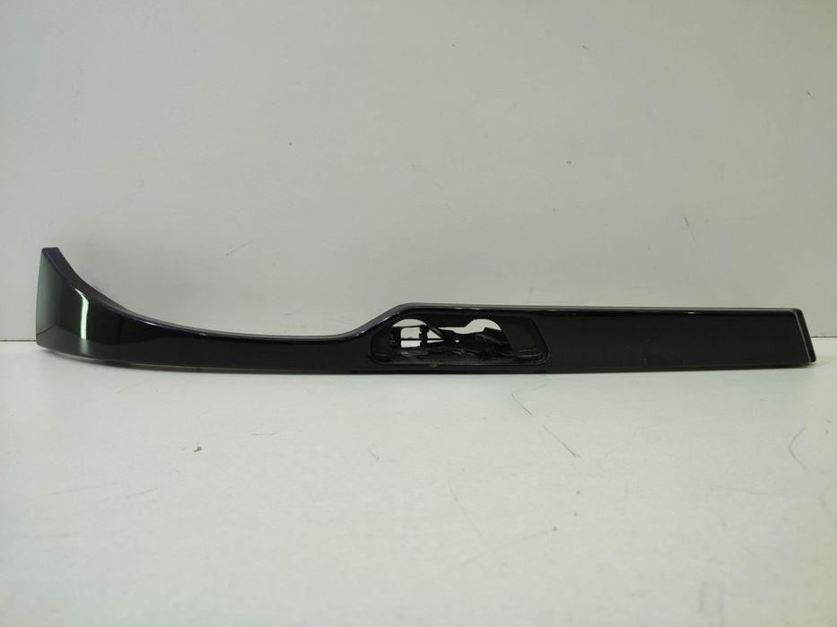 bmw e46 coupe prawa listwa pod lampĘ 475