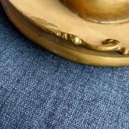 Baixo relevo de parede, grande, em marfinite, senhora e menino