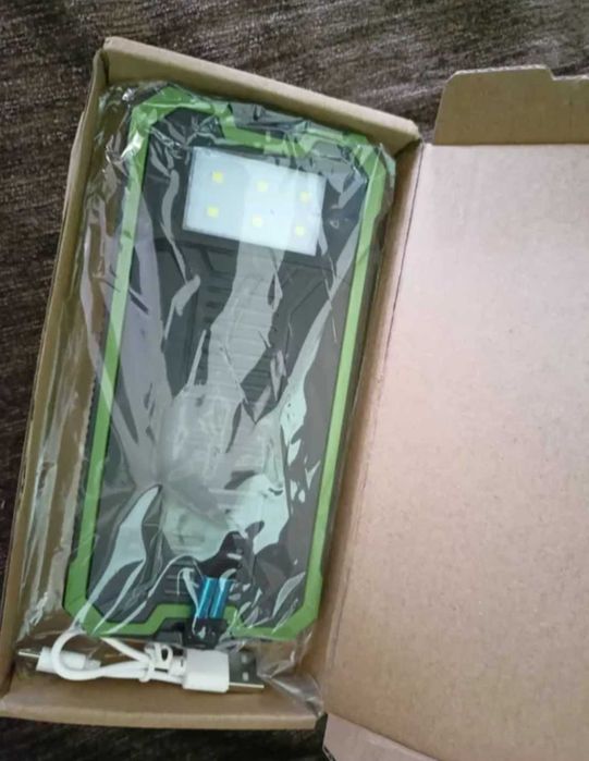 Power bank latarka Bateria