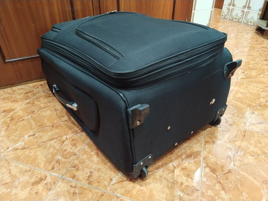 Mala malas de porão até 32kg bastante grande casa quarto apartamento.