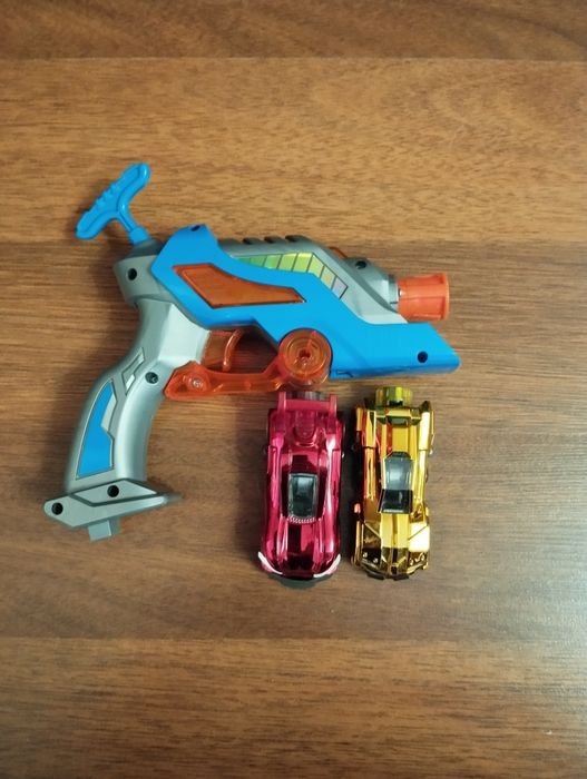 Інерційна машина та бластер legends of spark