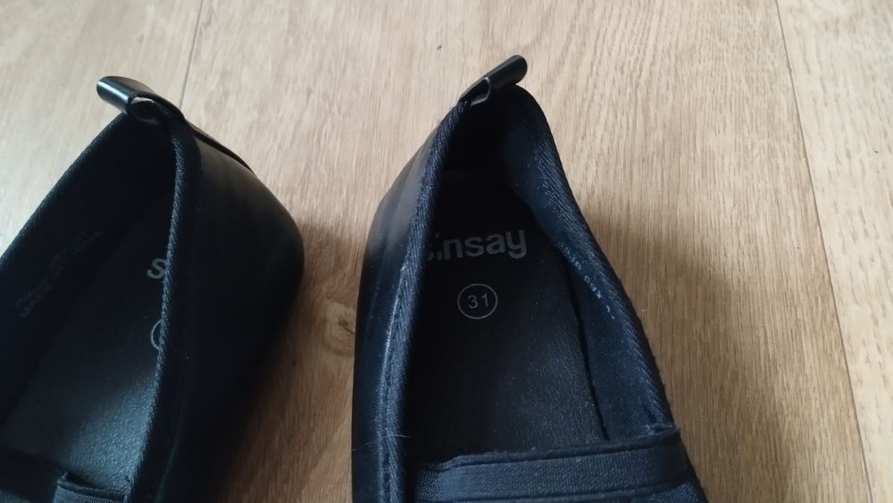 Czarne baleriny Sinsay rozmiar 31