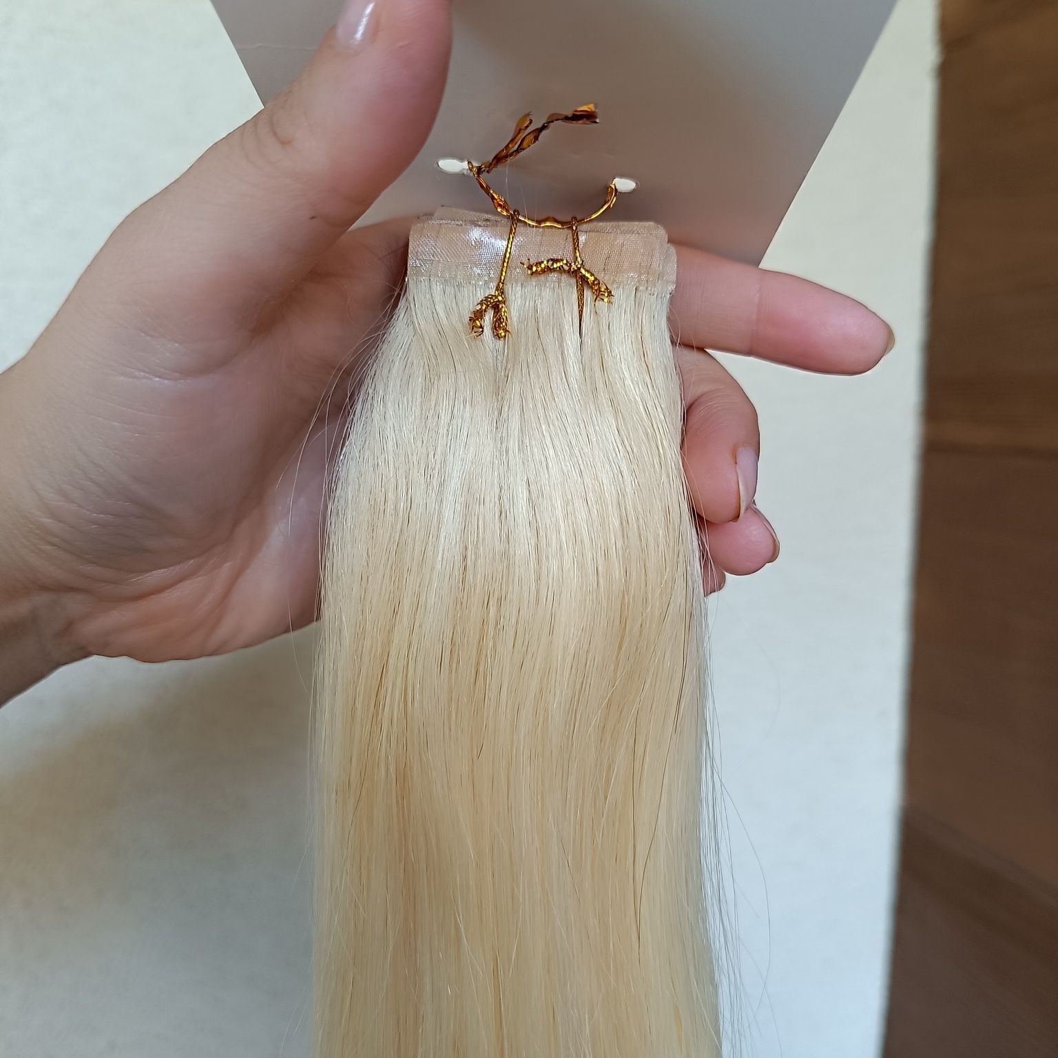 Włosy naturalne słowiańskie blond tape on on kolor 613 100gram 50-53cm