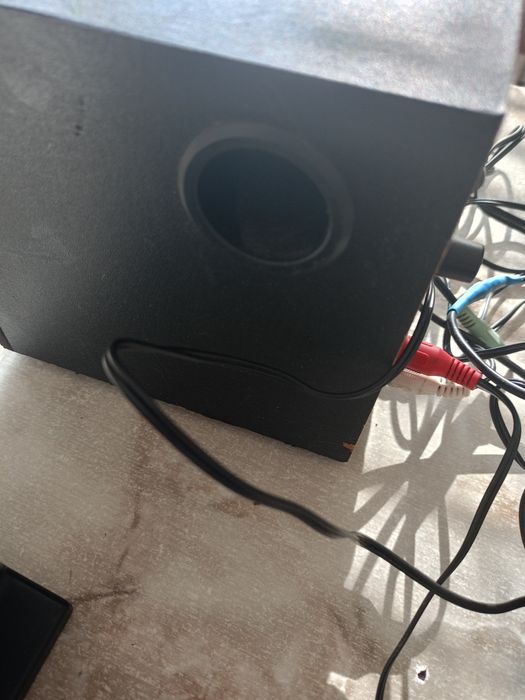 Продам музыкальный центр Trust