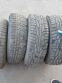 Opony  Zimowe 215/70R16