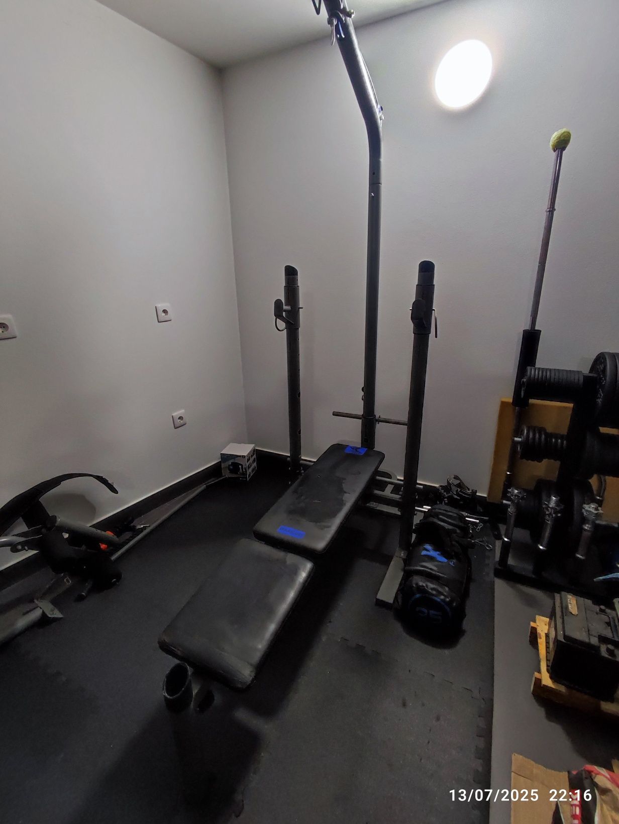 Máquina de musculação Domyos BM530