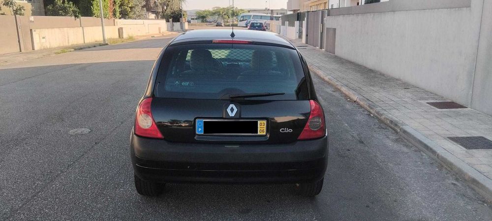 Renault Clio 1.5 DCI 82 Cavalos