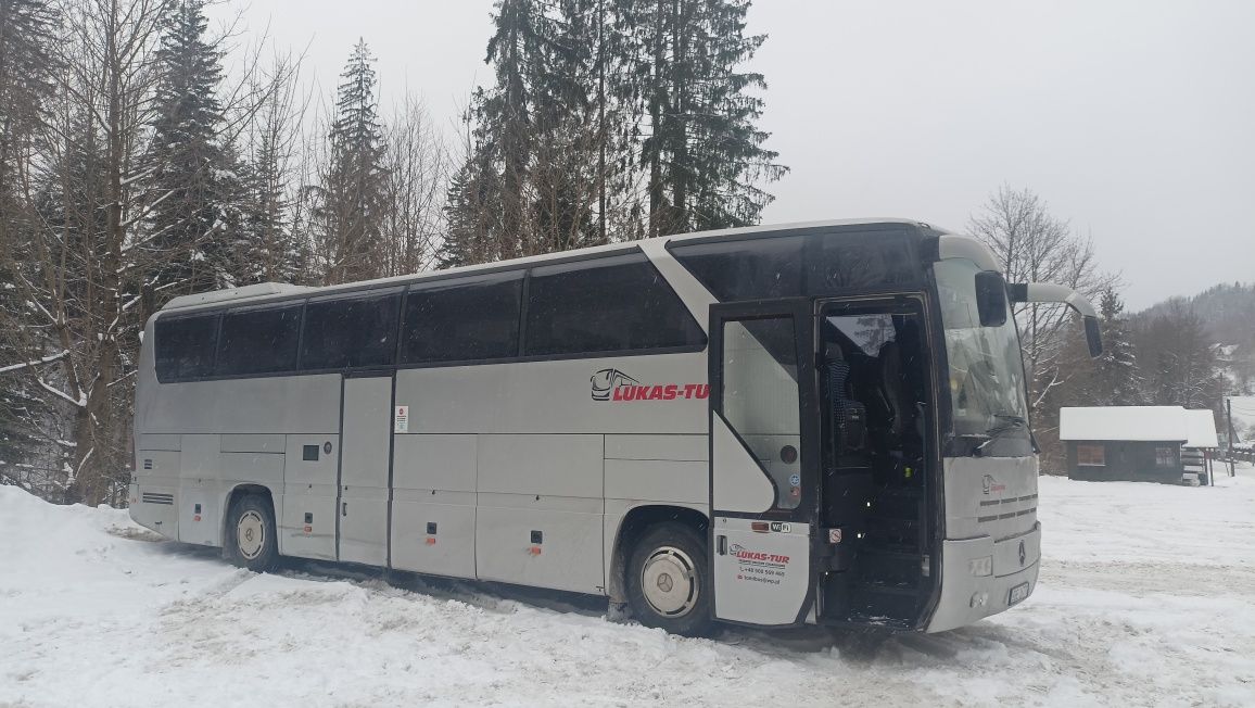 PRZEWÓZ OSÓB-WYNAJEM autokar-busy, transfery lotniska, wesela!