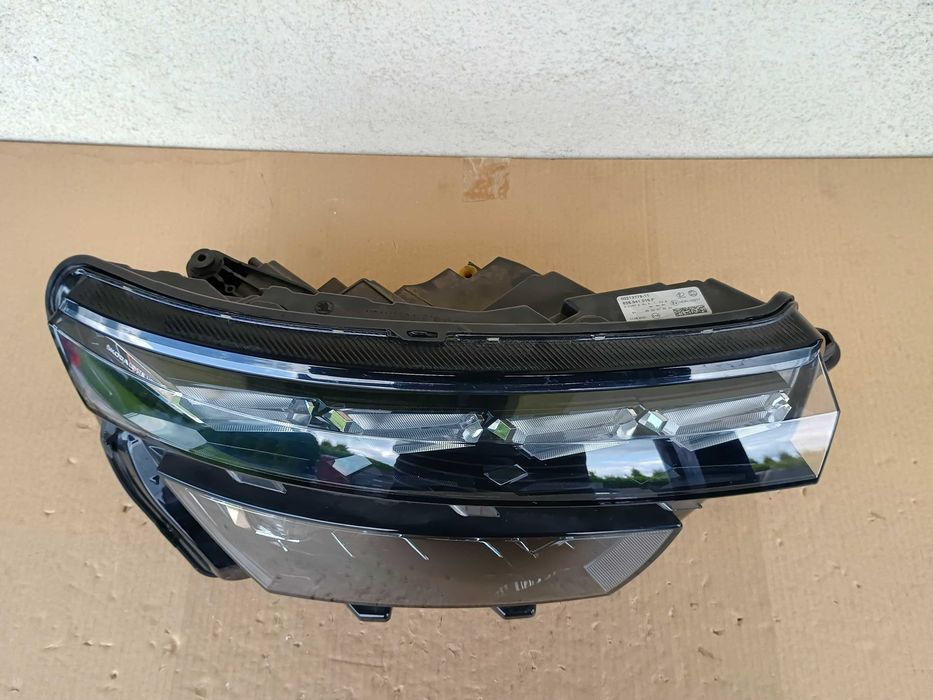 Lampa przód przednia prawa SKODA KAMIQ 19- FULL LED ORYGINAŁ OE