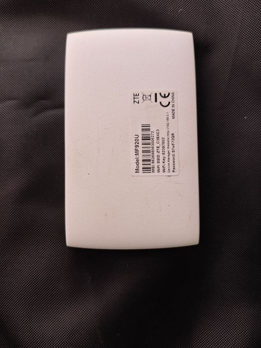Портативний 4G модем ZTE MF920U