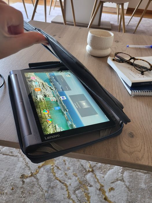 Tablet Lenov Yoga Smart Tab - YT-X703F