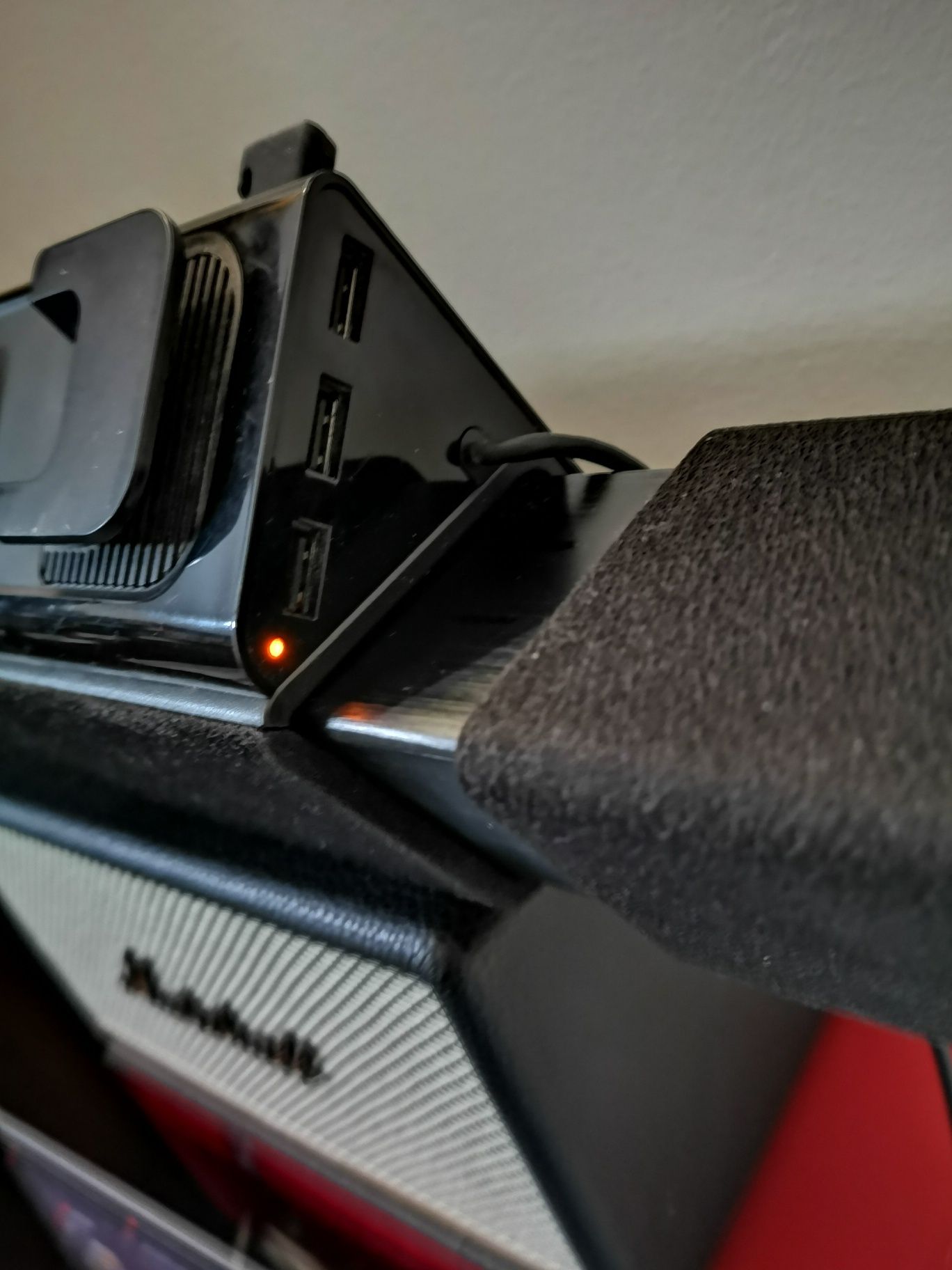 Sistema de Som Logitech para computadores