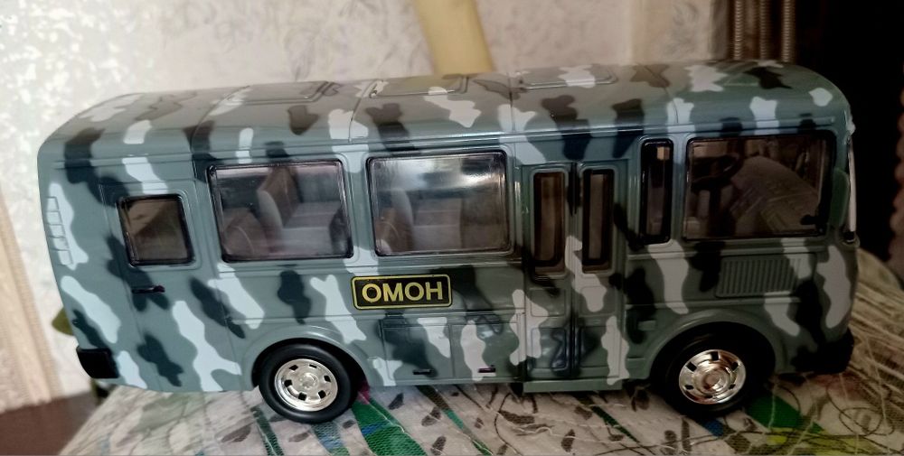 Машина военная,для цветовв