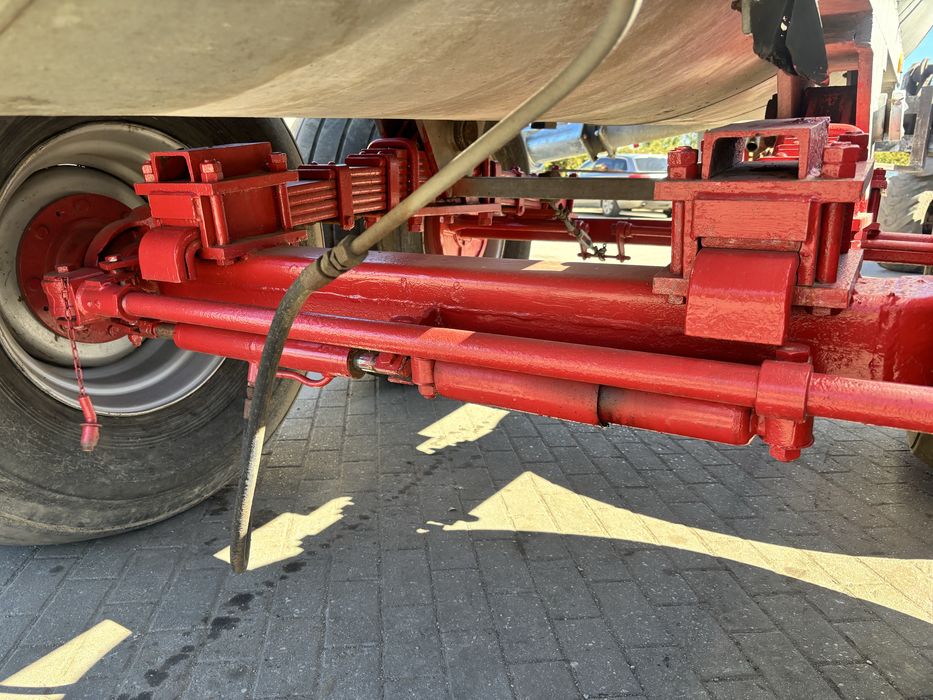 Beczkowóz 6000 litrów kotte garant beczka szambiarka tandem skrętna