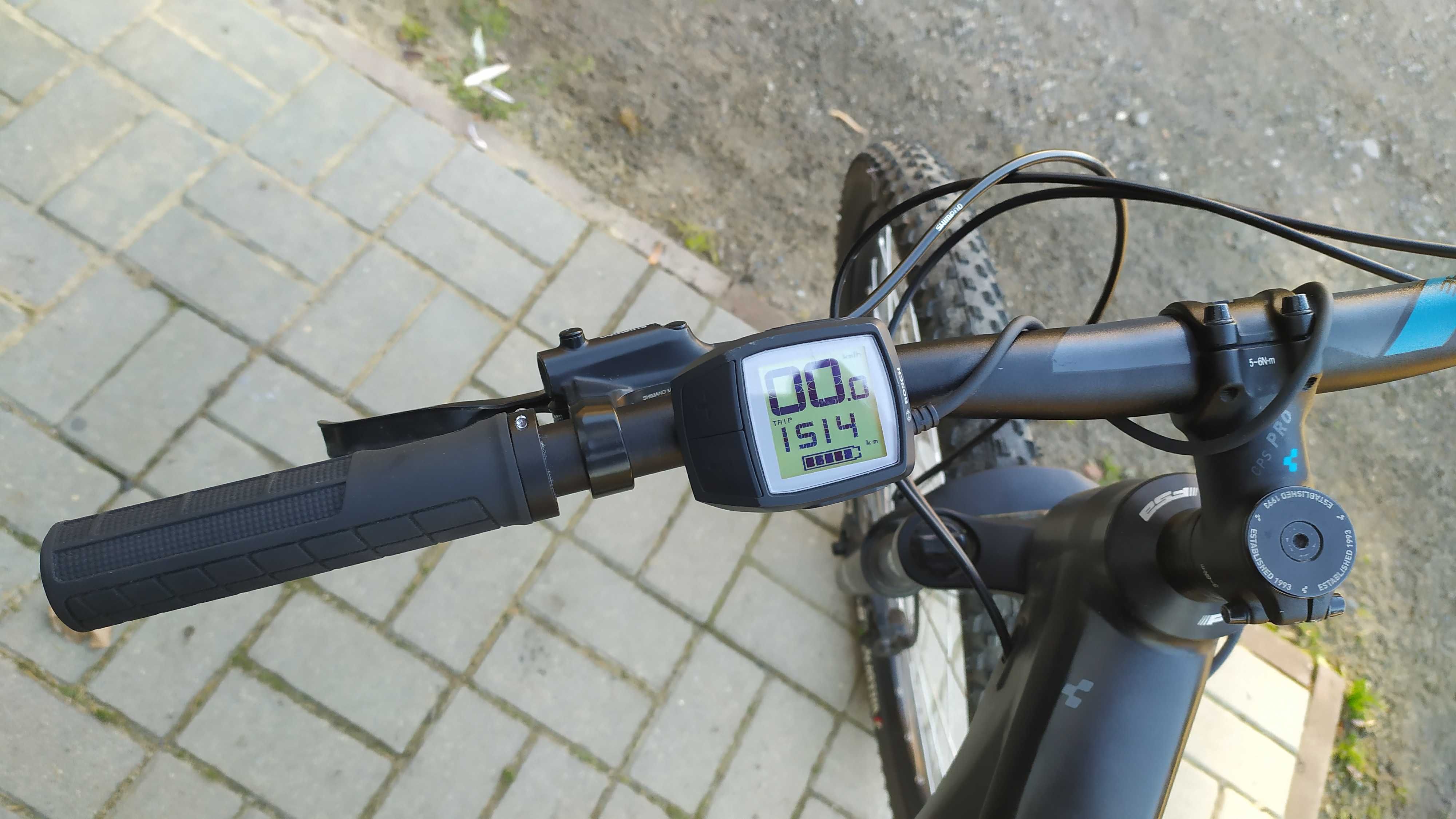 Rower elektryczny CUBE HPA REACTION