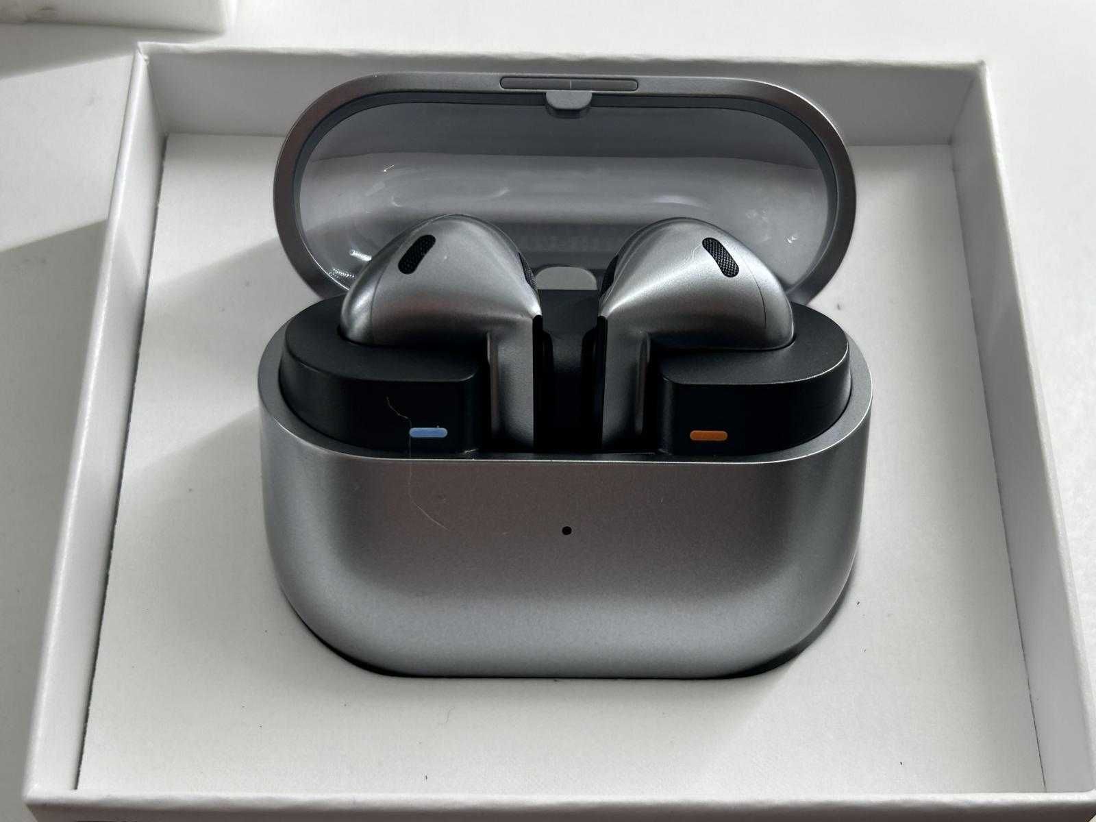 Słuchawki Samsung Galaxy Buds 3 kartonik /kabel