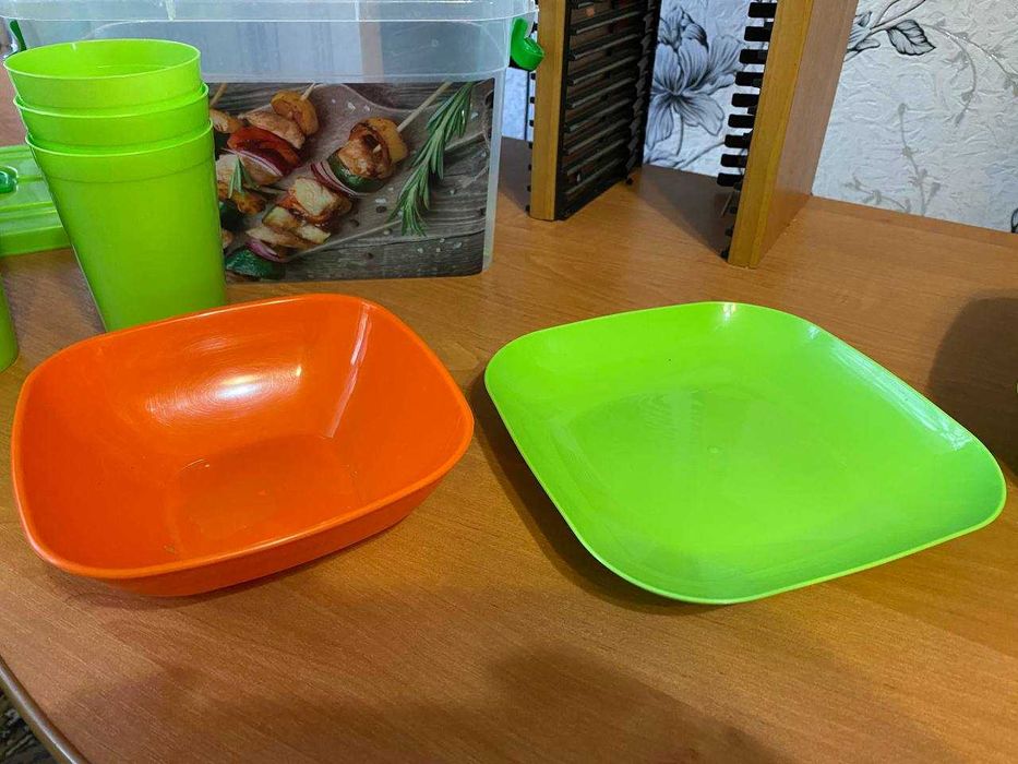 Набор посуды для пикника пластиковая на 6 персон