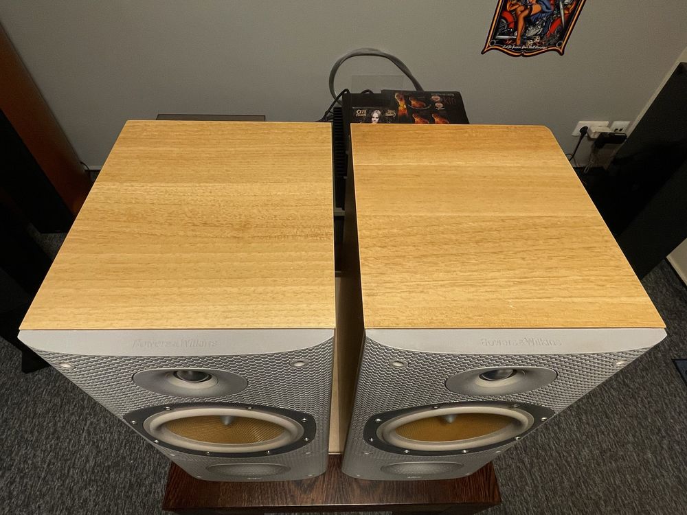 Kolumny podstawkowe monitory Bowers & Wilkins DM602 S3