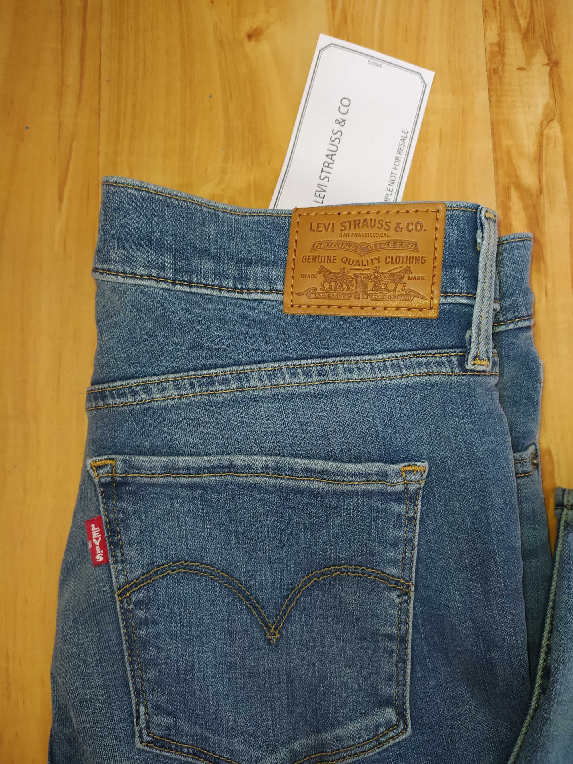 Женские джинсы Jean 312 shaping slim LEVI'S