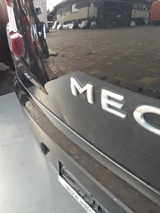 Кришка багажника Рено Меган 3 2008-2015р Ляда Renault Megane 3