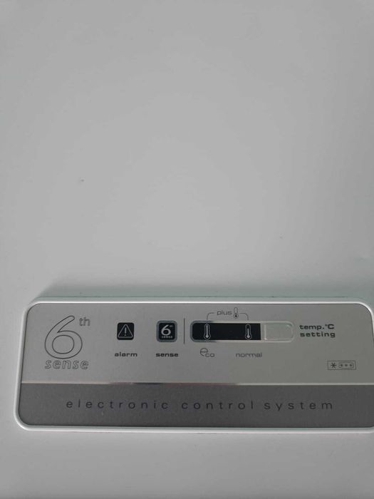 Whirlpool zamrażarka skrzyniowa stan bdb model WH2010 A+E