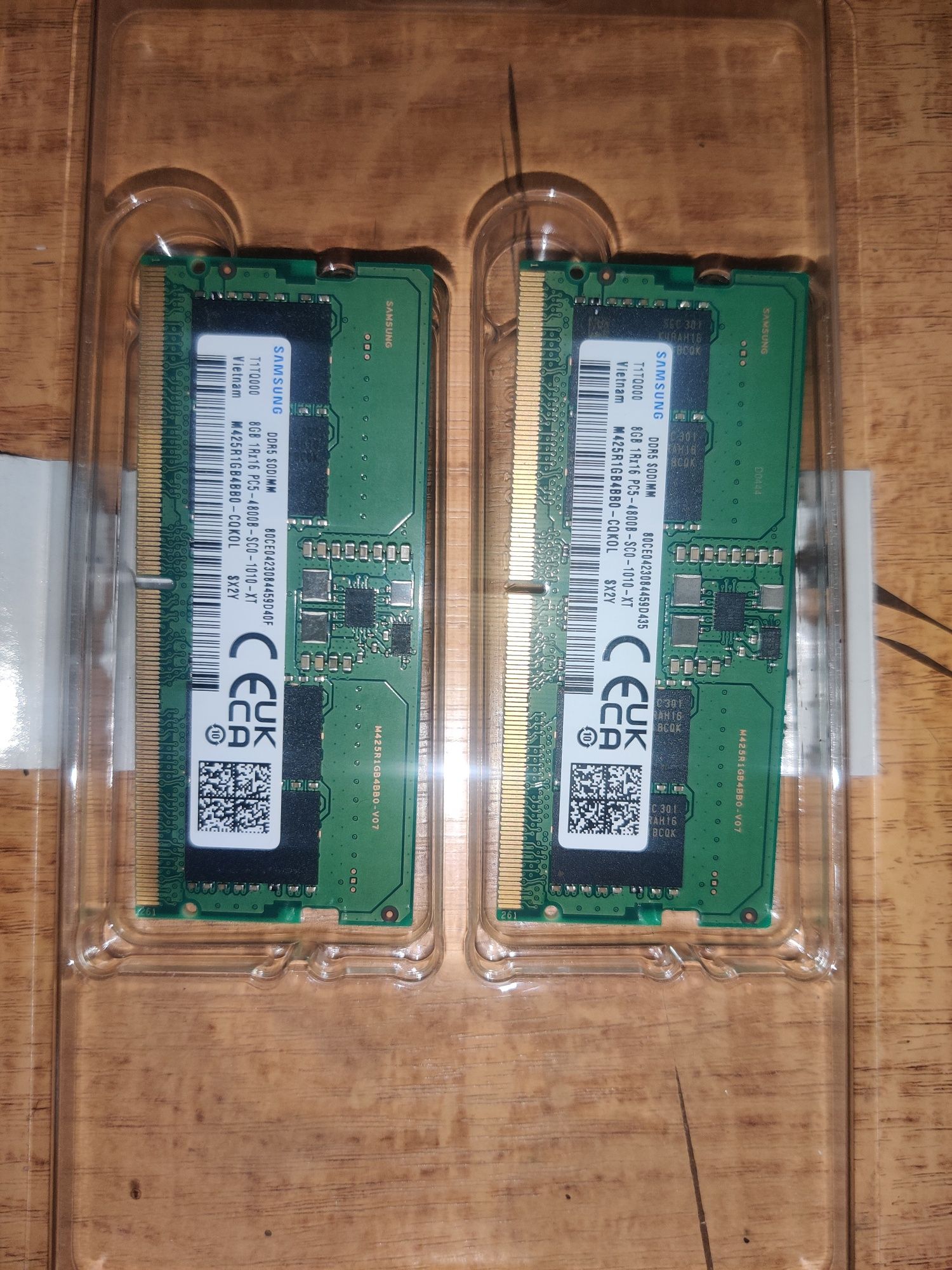 Оперативна пам'ять для ноутбуку Samsung SODIMM DDR5 8Gb
