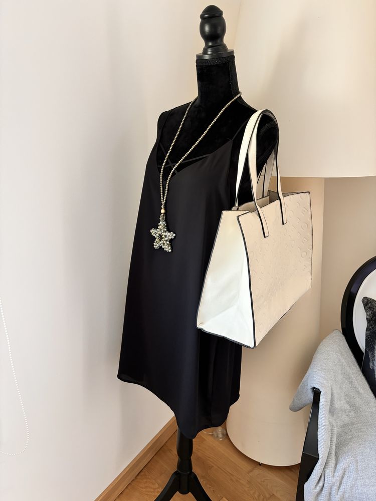 Vestido em viscose preto