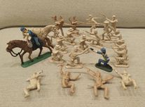 Vários soldados e índios da Gulliver