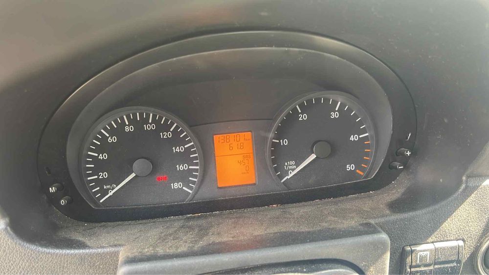 Mercedes Sprinter 315 z podnośnikiem koszowym