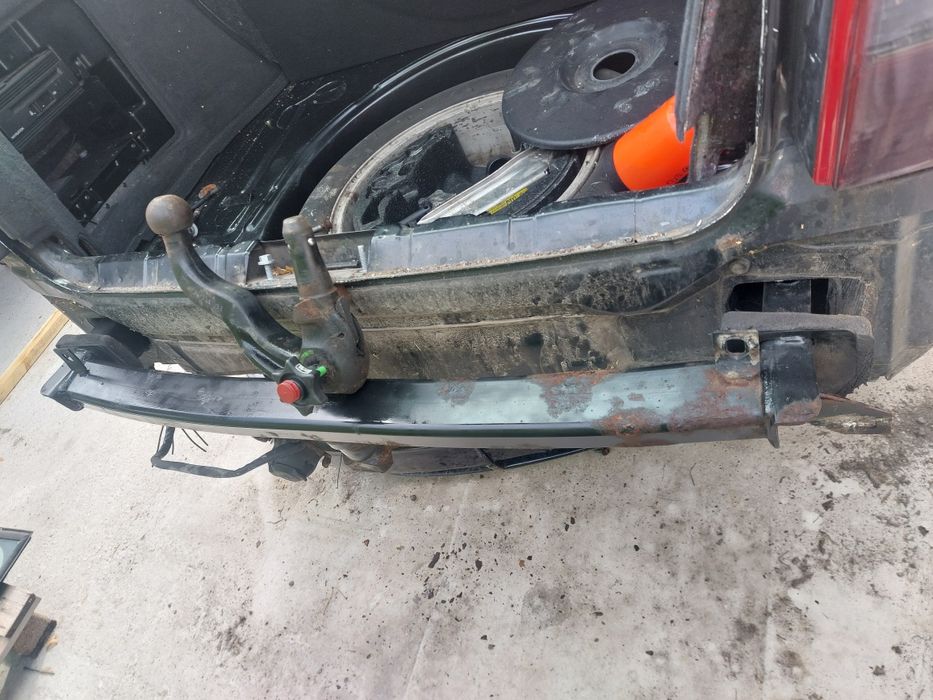 Hak Audi A4 B5 Odpinany Westfalia Holowniczy Zdejmowany Z Kluczem