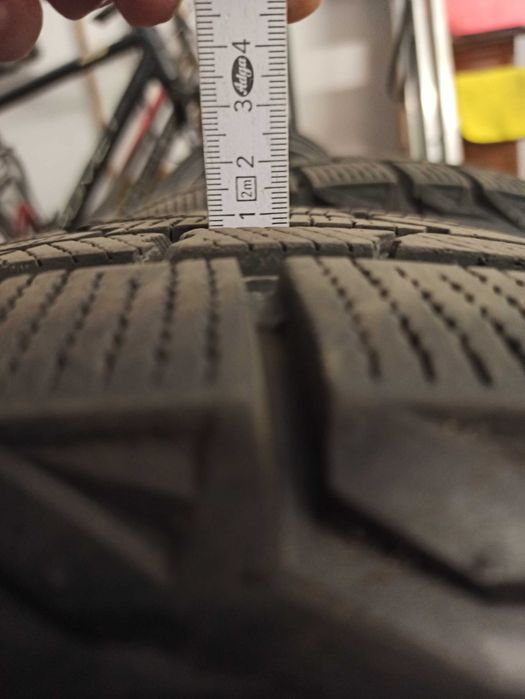 Opony zimowe 215/60 r16 95h