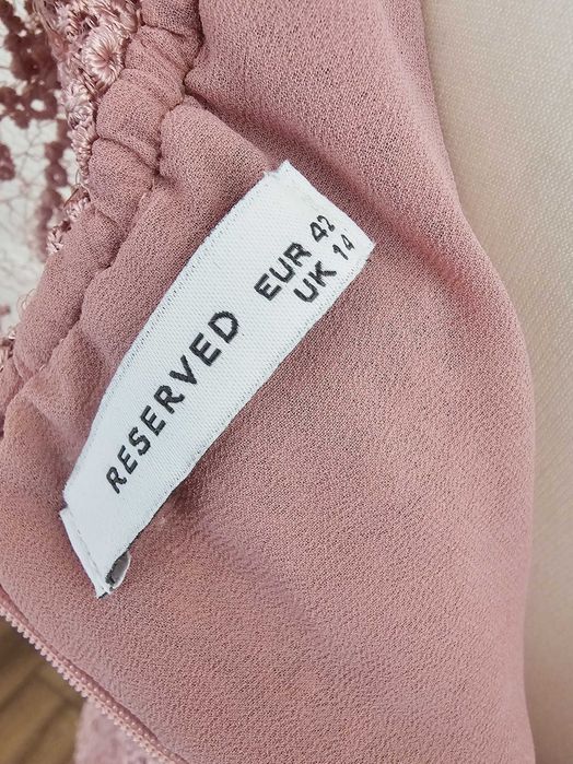 Elegancka sukienka hiszpanka koronkowa Reserve r. 42