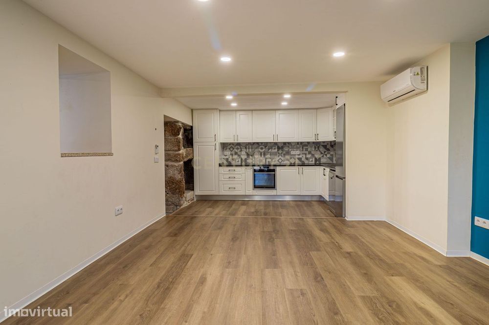 Duas Casas pelo Preço de Uma em Braga!