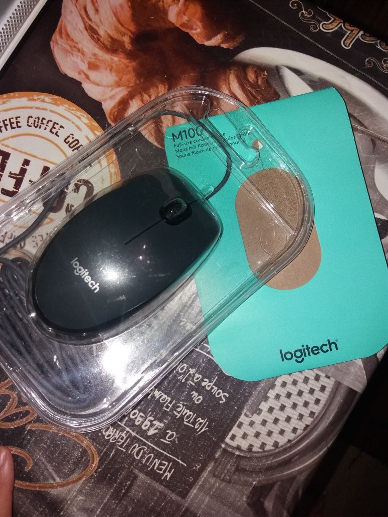 Продам мышь logitech M100