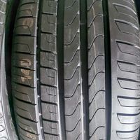 235/40/19 R19 Pirelli Cinturato P7 4шт нові