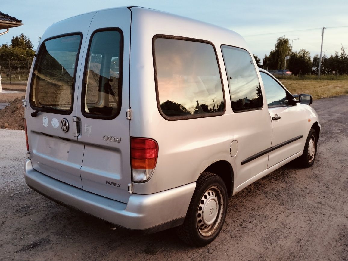 VW caddy family 1.4 niski przebieg złombol rajd