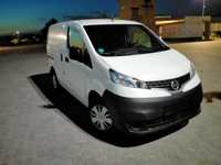 Запчастини Nissan nv 200