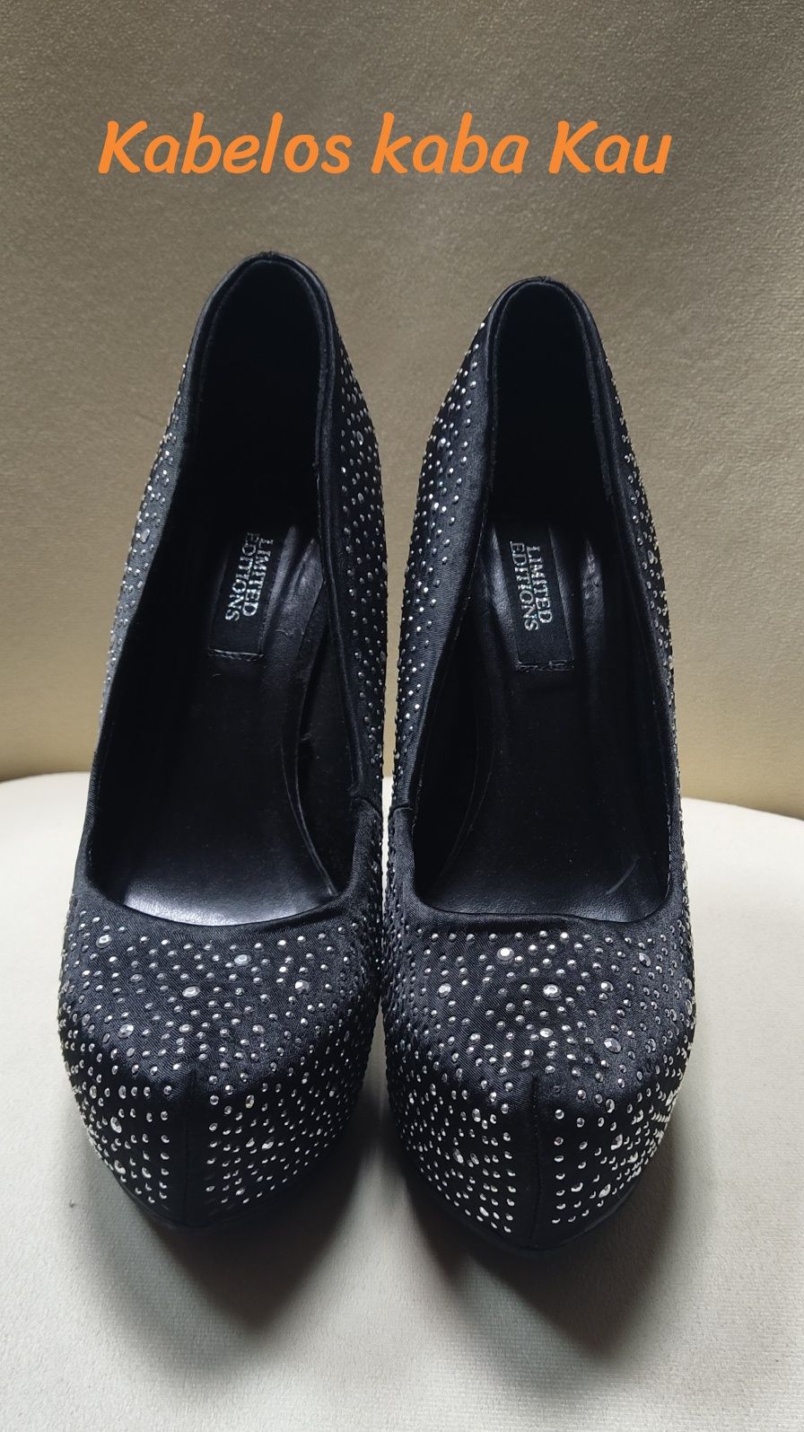 Sapatos altos de qualidade
