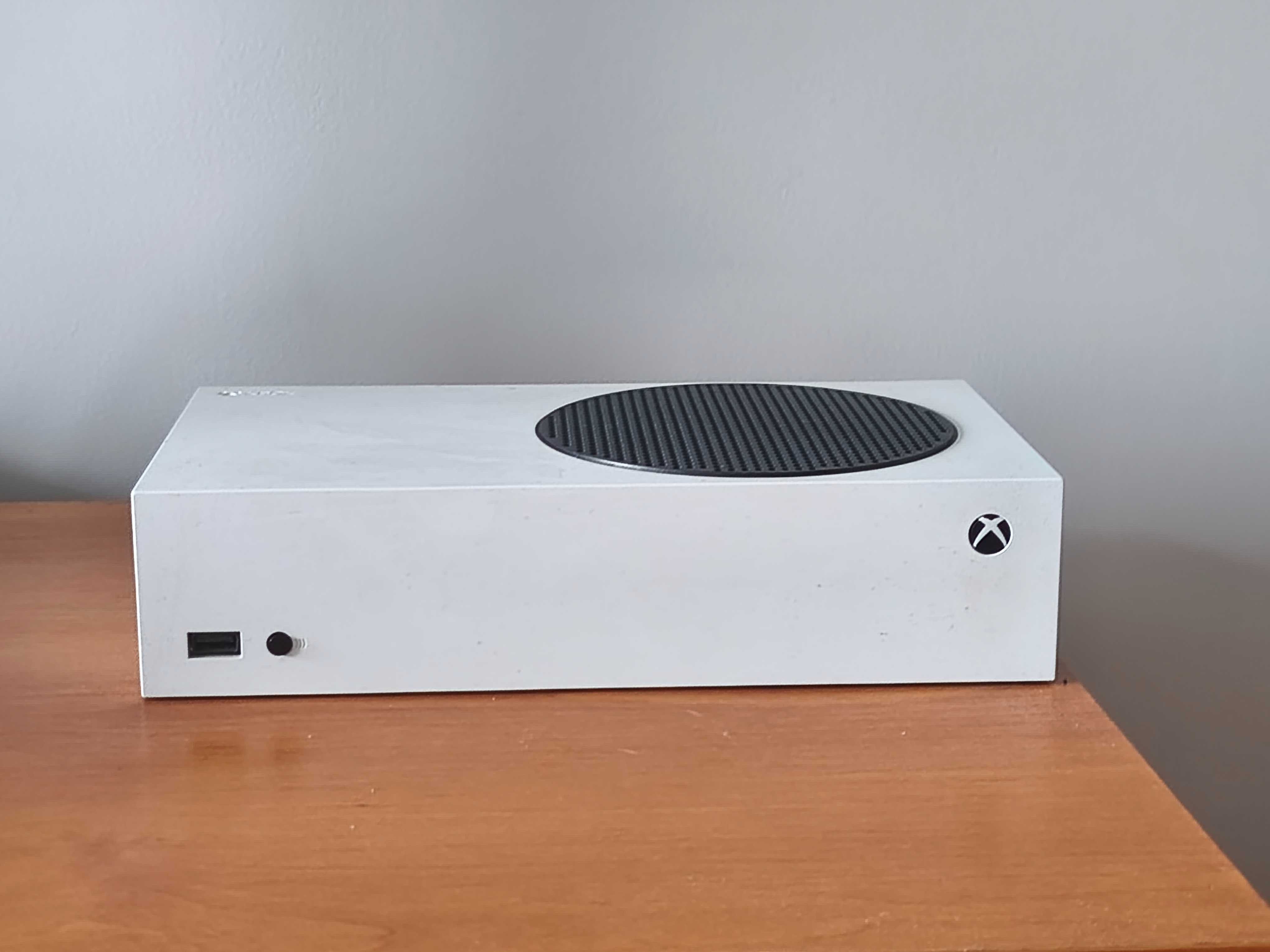 xbox series s + niebieski customowy pad
