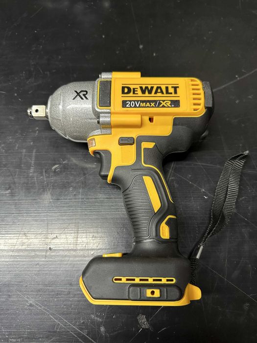 Klucz udarowy DeWalt DCF 899