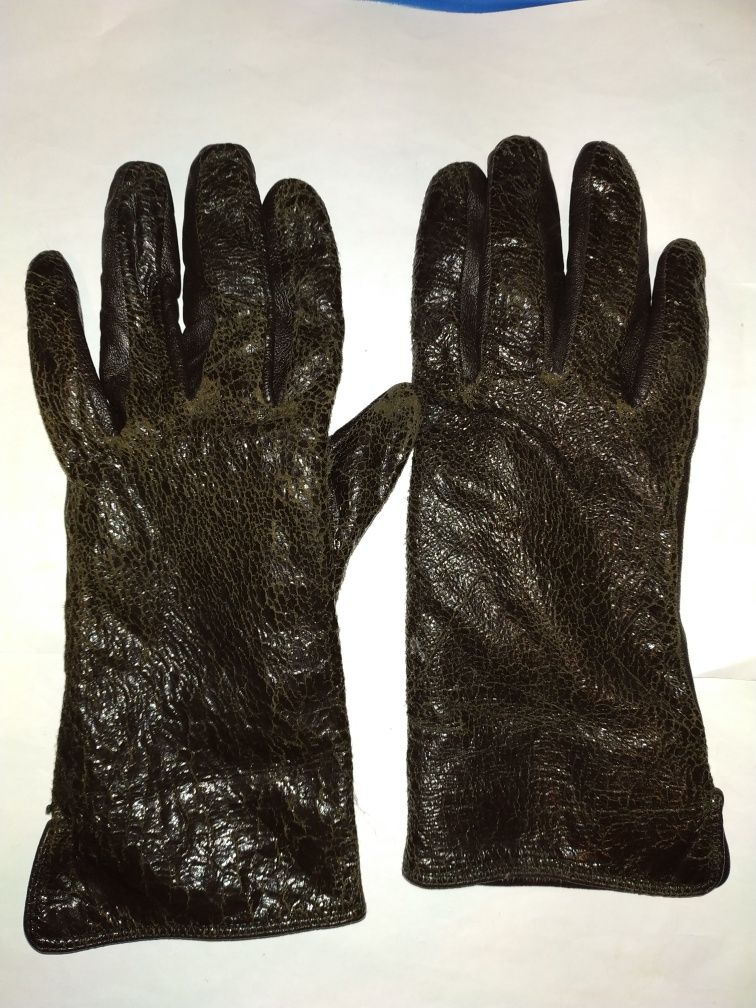 Женские настоящие кожаные перчатки Fortune. Новые, не использовались