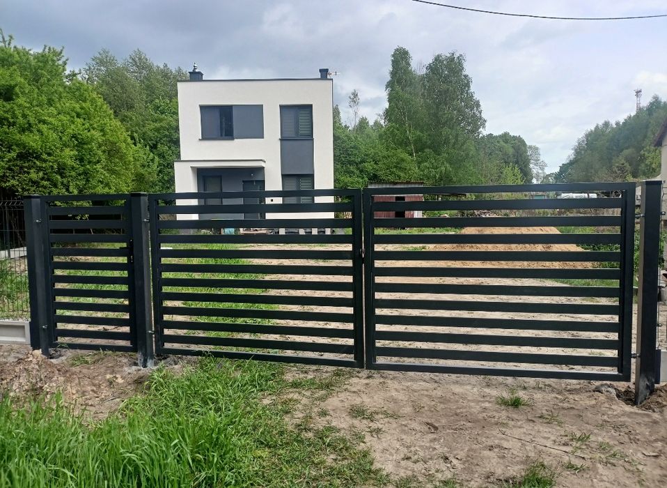Ogrodzenie panelowe z montażem