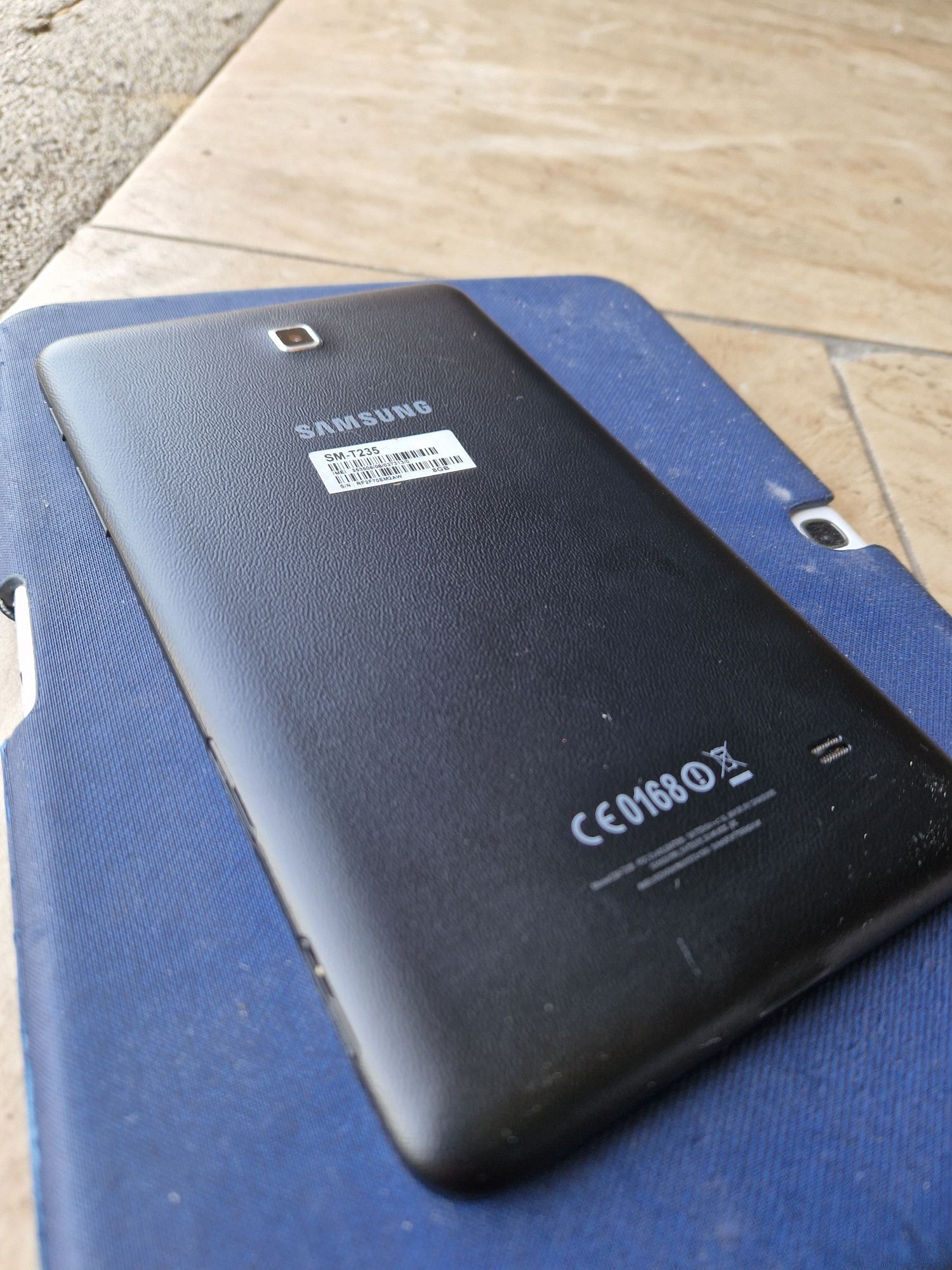 Tablet Samsung Tab 4 w idealnym stanie