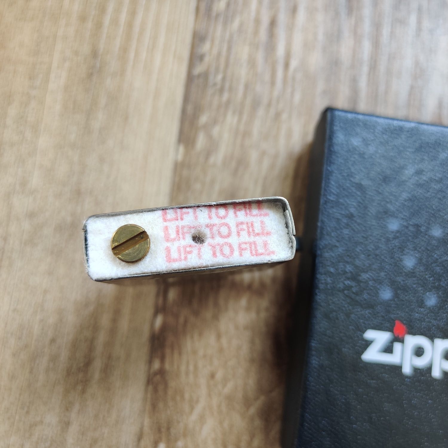 Zapalniczka Zippo Bradford