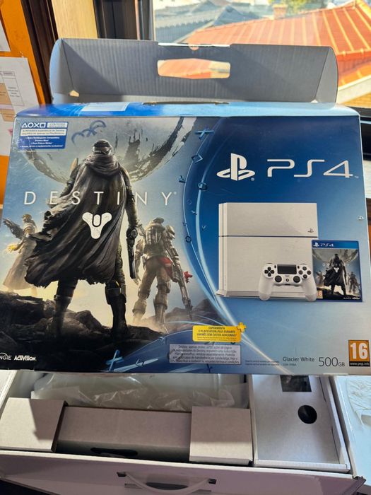 PS4 Glacier White 500GB + 4 Jogos | Como Nova com Caixa Original