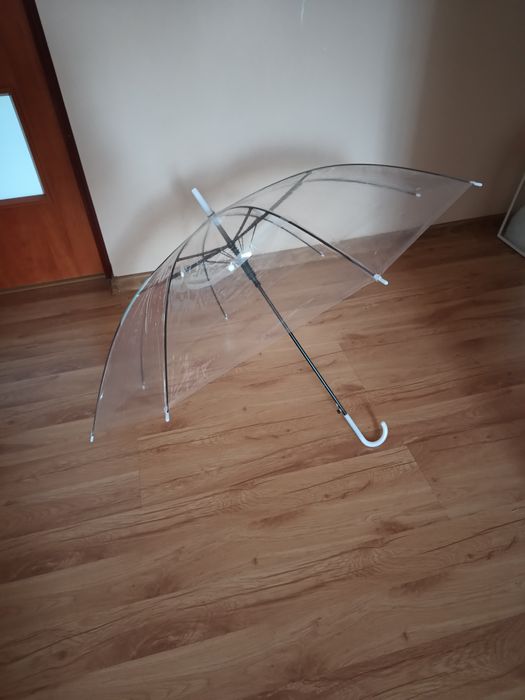 Przezroczyste parasolki weselne