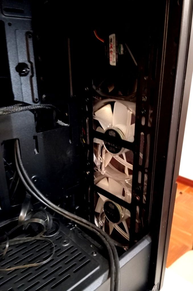 Caixa, board, CPU, RAM