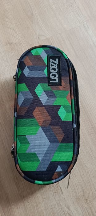 Piórnik mainkraft
